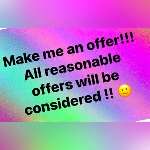 Thank you for visiting my closet, come on in!! 
I like reasonable offers. 🎉🎊🎉🎊